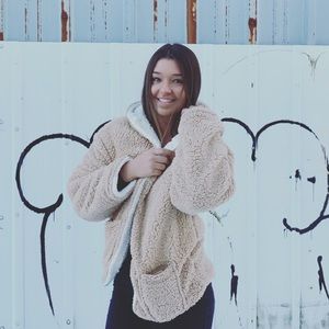 Meet your Posher, Sydney
